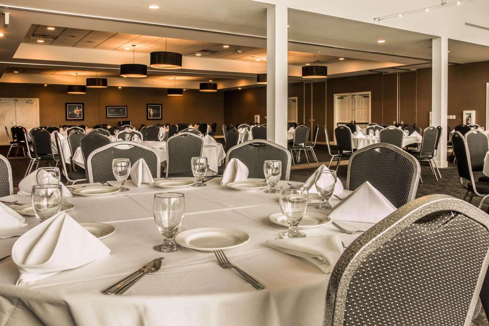Shoreline Inn & Conference Center, Ascend Hotel Collection Muskegon Eksteriør bilde