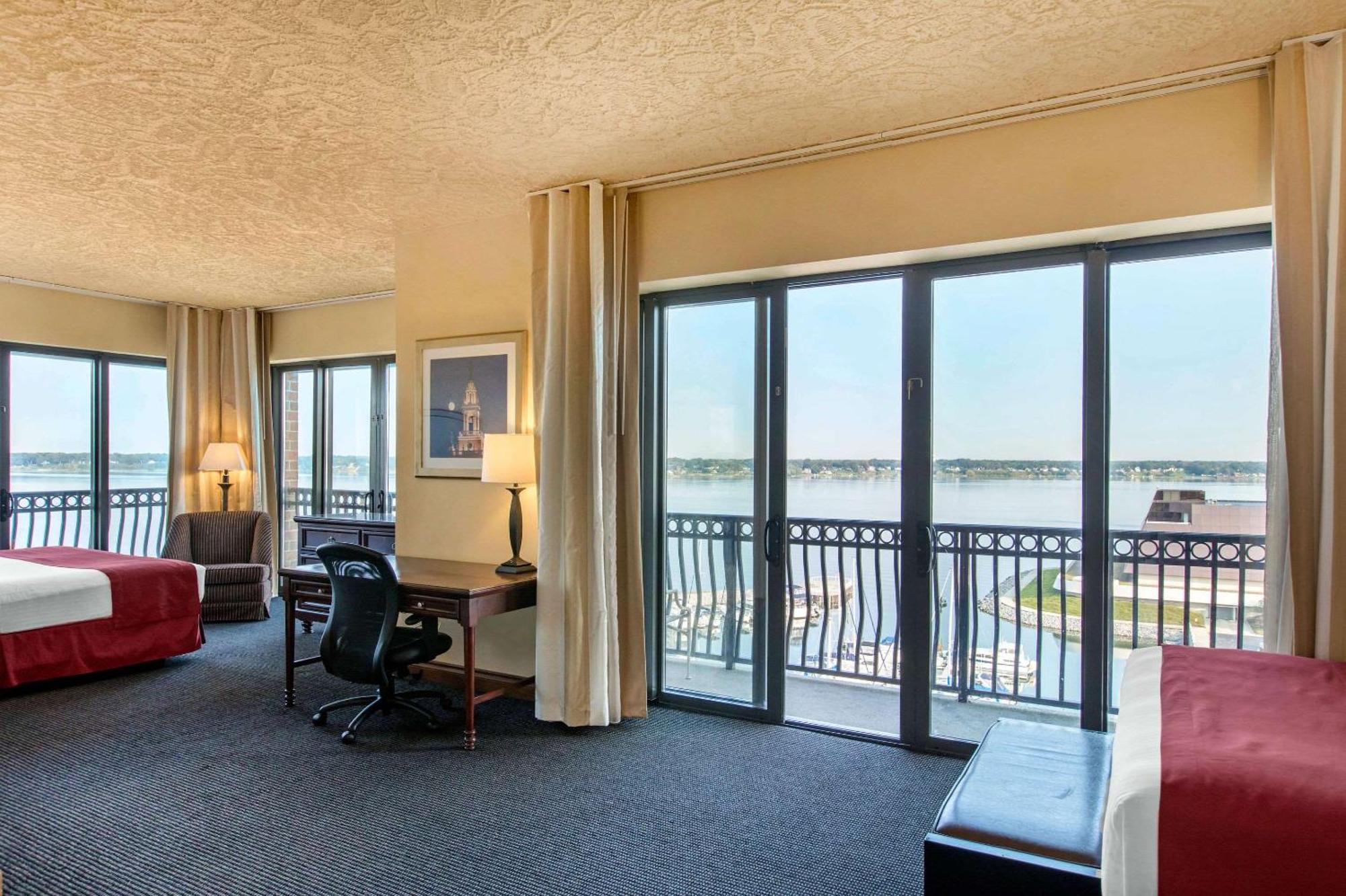 Shoreline Inn & Conference Center, Ascend Hotel Collection Muskegon Eksteriør bilde