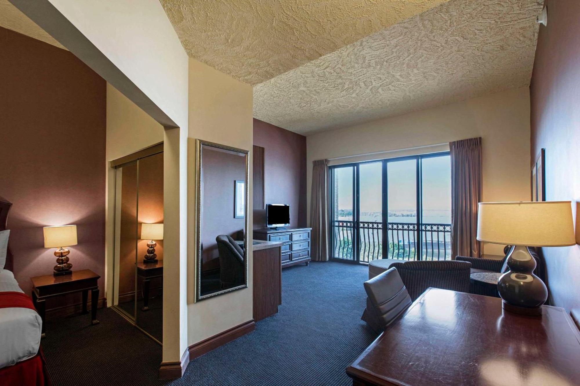 Shoreline Inn & Conference Center, Ascend Hotel Collection Muskegon Eksteriør bilde